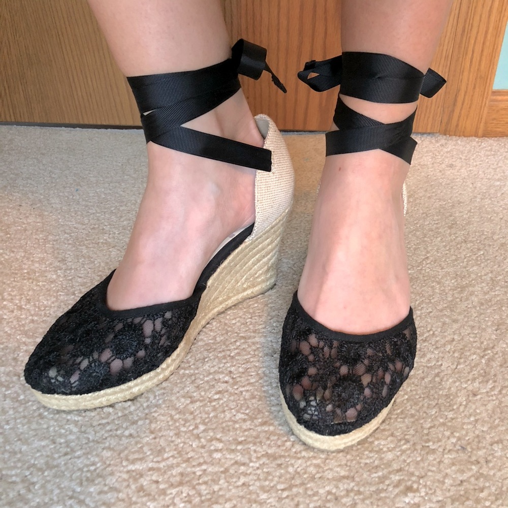 Women’s Size 8 Wedges w/ Lace Toe & Ribbon Tie